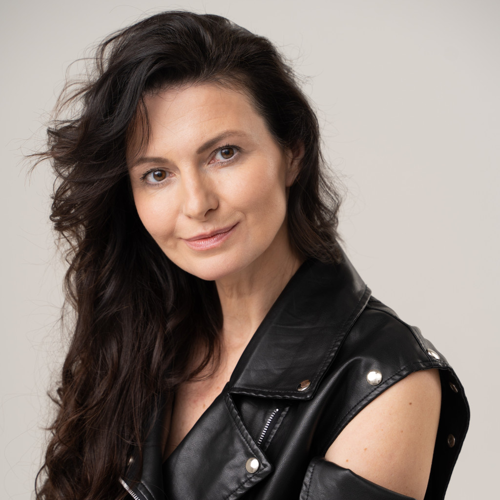 Яна Лукьянова