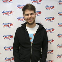 Денис Романов